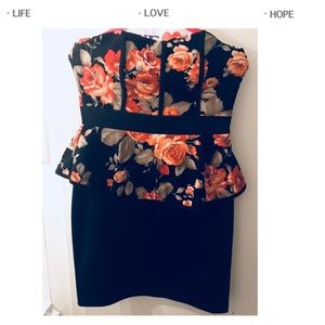 Mini flowery dress above the knee length